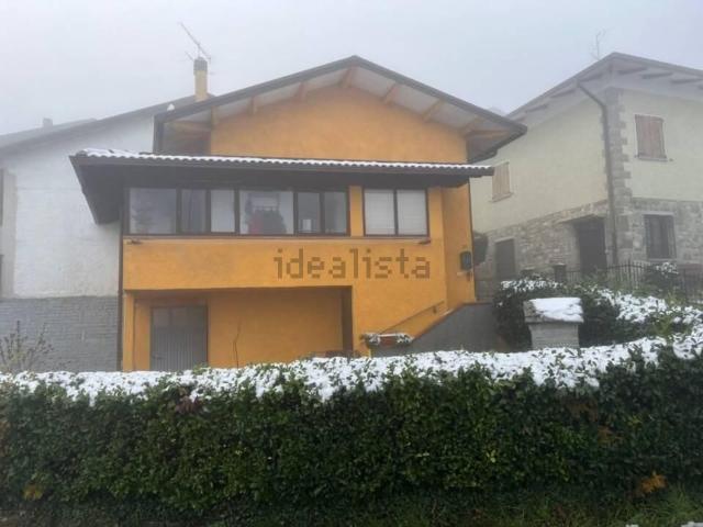 Casa in vendita a Appennino Reggiano, Re