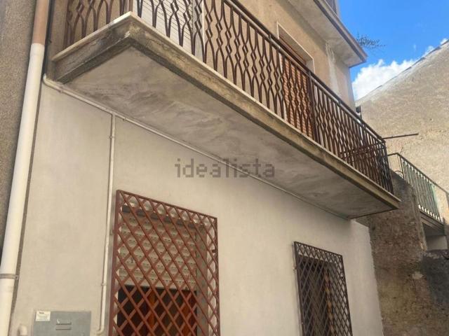 Casa in vendita a Calabria, Cosenza