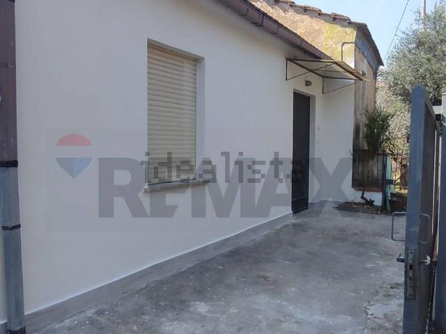Casa in vendita a Fontana Perrelli, Minturno