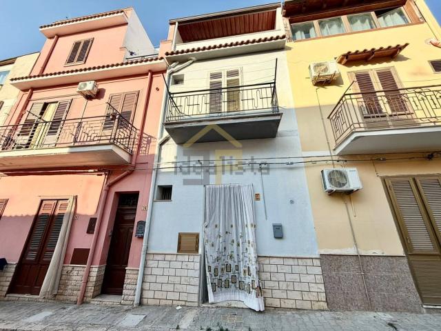Casa in vendita a Balestrate, Sicilia