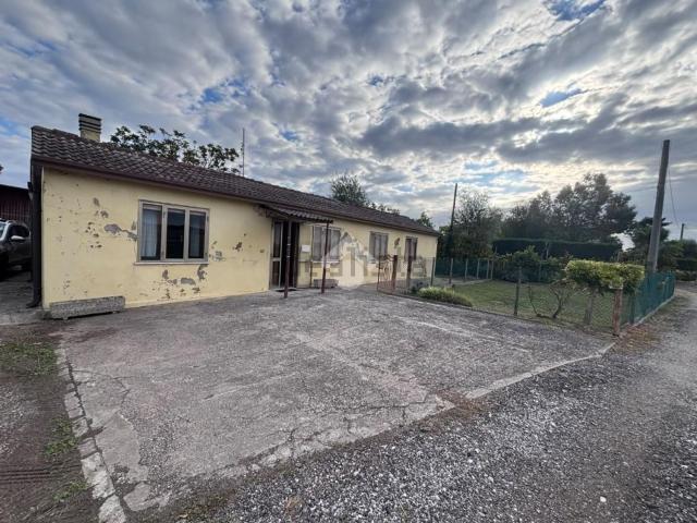 Casa in vendita a Farmacia, Correzzola