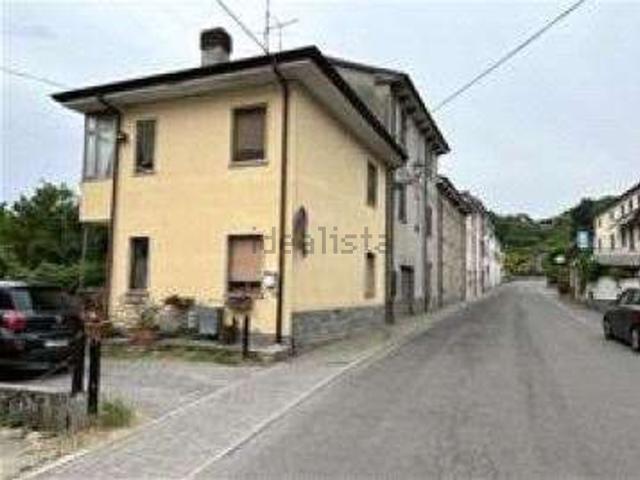 Casa in vendita a Case Sei, Piozzano