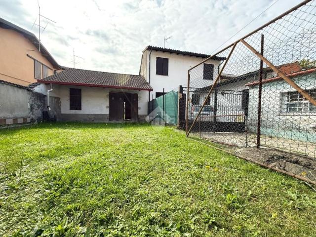Casa in vendita a Castelleone, Lombardia