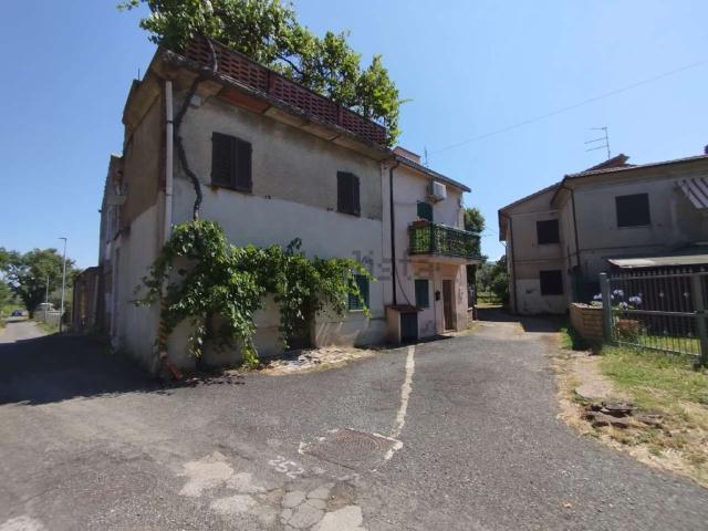 Casa in vendita a Giardino, Vetralla