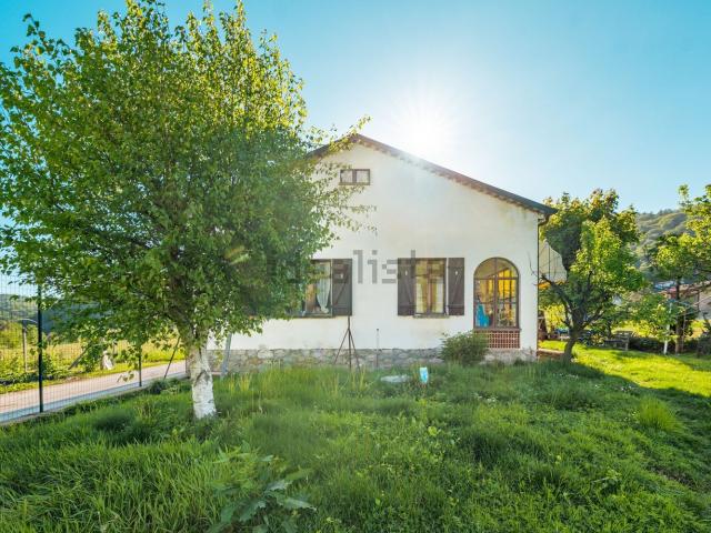 Casa in vendita a Castellar, Piemonte