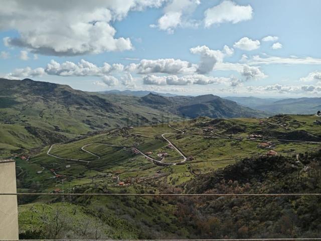 Casa in vendita a Capizzi, Sicilia