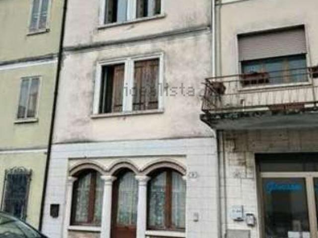 Casa in vendita a Melara, Veneto
