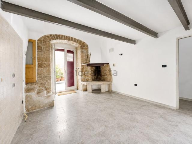 Casa in vendita a Puglia, Bari
