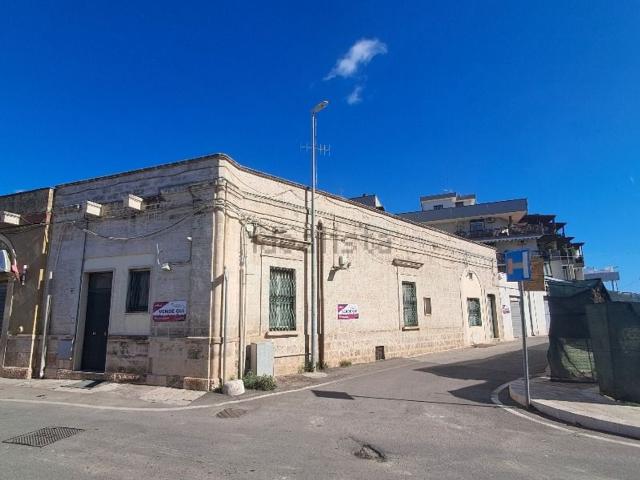 Casa in vendita a Puglia, Bari