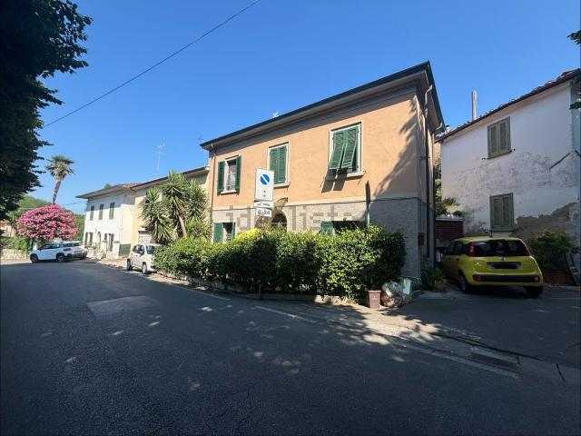 Casa in vendita a Crespina Lorenzana, Crespina