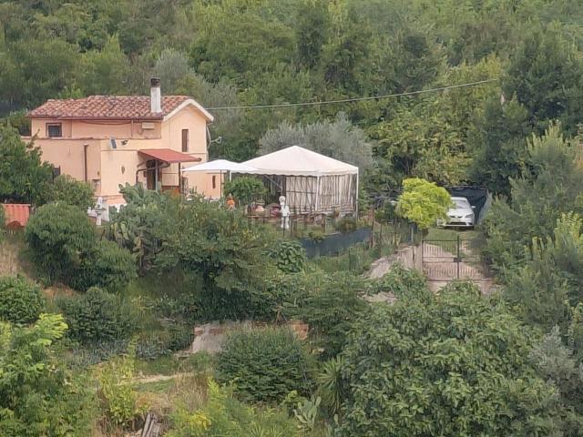 Casa in vendita a Castelnuovo Di Farfa, Lazio