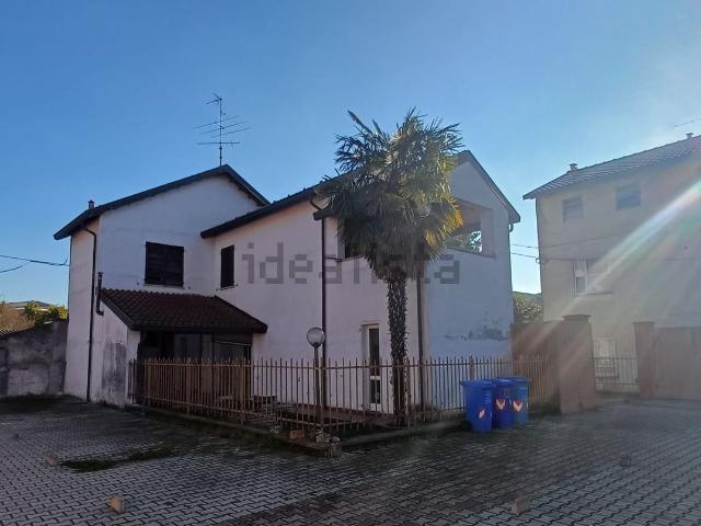 Casa in vendita a Bornate, Piemonte