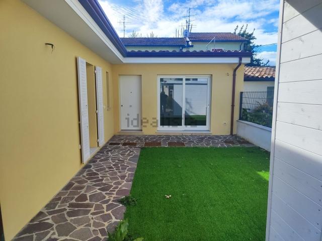 Casa in vendita a San Mauro Pascoli, Reggio Emilia