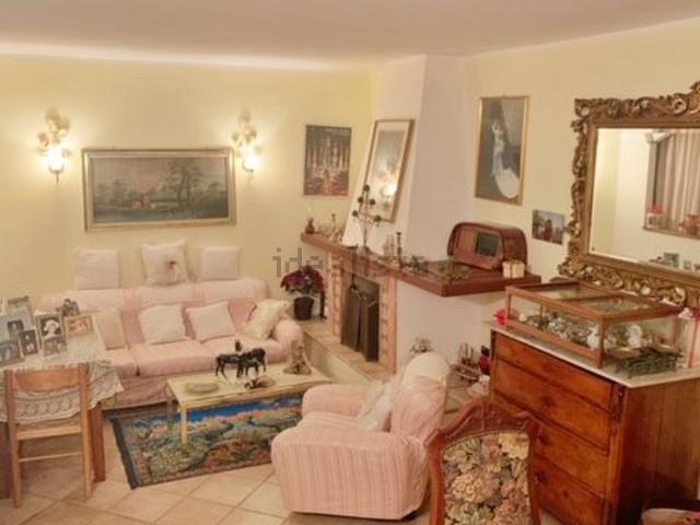 Casa in vendita a Montefiascone, Lazio