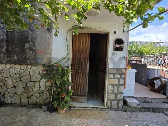 Casa in vendita a Gianola, Formia