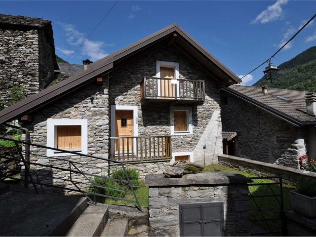 Casa in vendita a Bannio Anzino, Piemonte