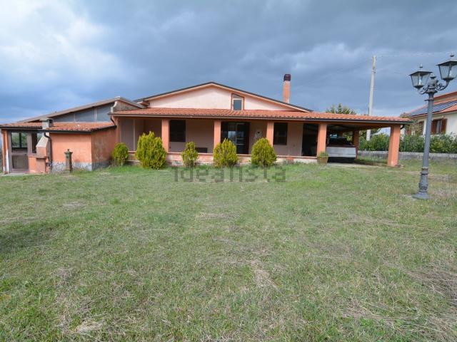 Casa in vendita a Rocca San Felice, Campania