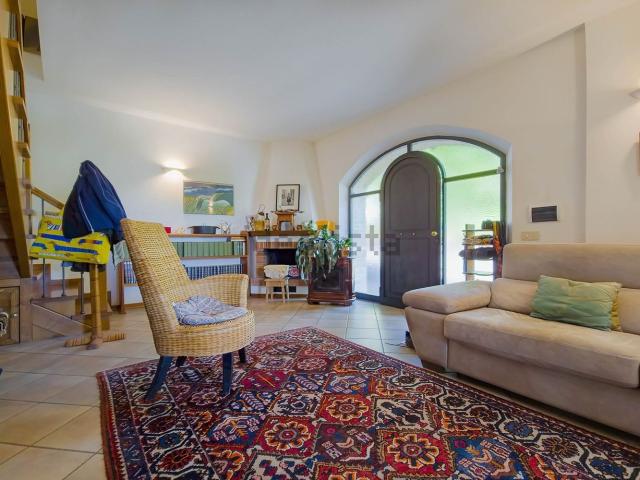 Casa in vendita a Costafabbri, Siena