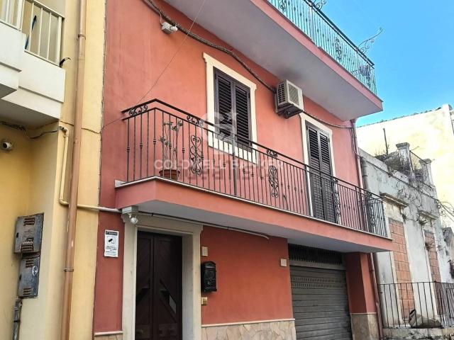 Casa in vendita a Pozzallo, Ragusa