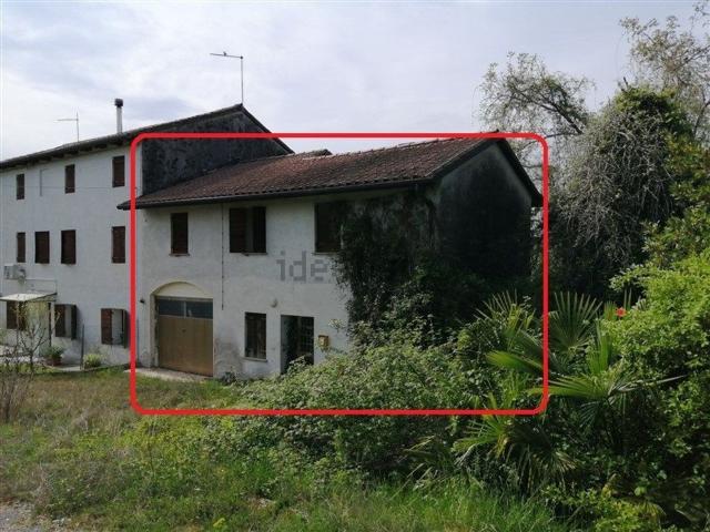 Casa in vendita a Spresiano, Veneto