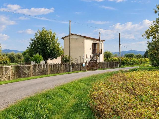 Casa in vendita a Cornegliana, Due Carrare