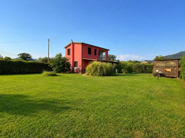 Casa in vendita a Ponzano Magra, Santo Stefano Di Magra