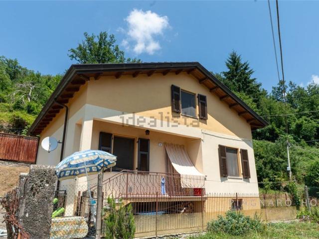 Casa in vendita a Paretola, Zeri