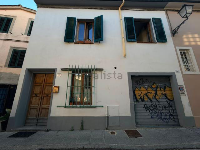 Casa in vendita a Prato