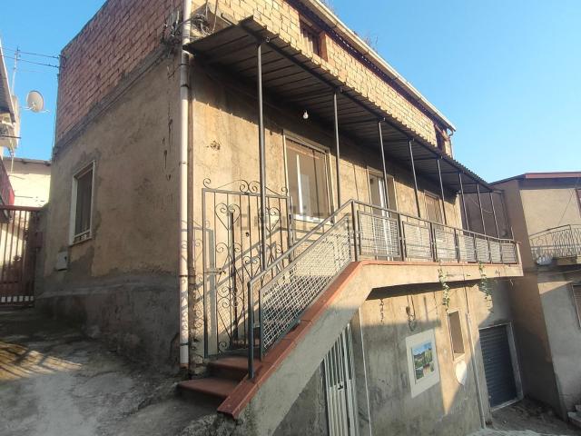 Casa in vendita a Calabria, Reggio Calabria