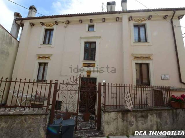 Casa in vendita a Ovindoli, Abruzzo