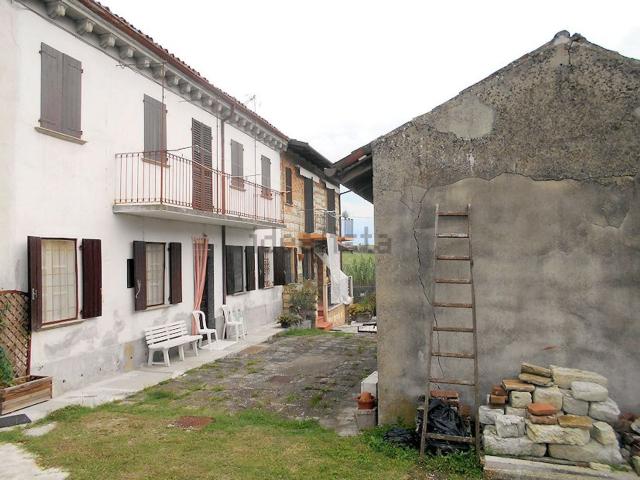 Casa in vendita a Piemonte, Alessandria