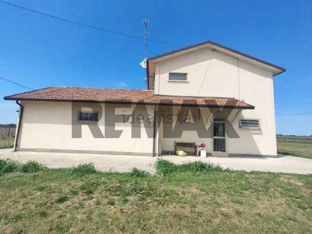 Casa in vendita a Brazzolo, Tresignana