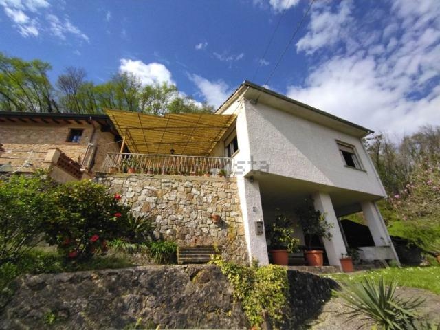 Casa in vendita a Camaiore, Toscana