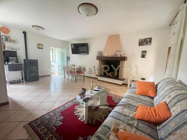 Casa in vendita a Acquapendente, Viterbo
