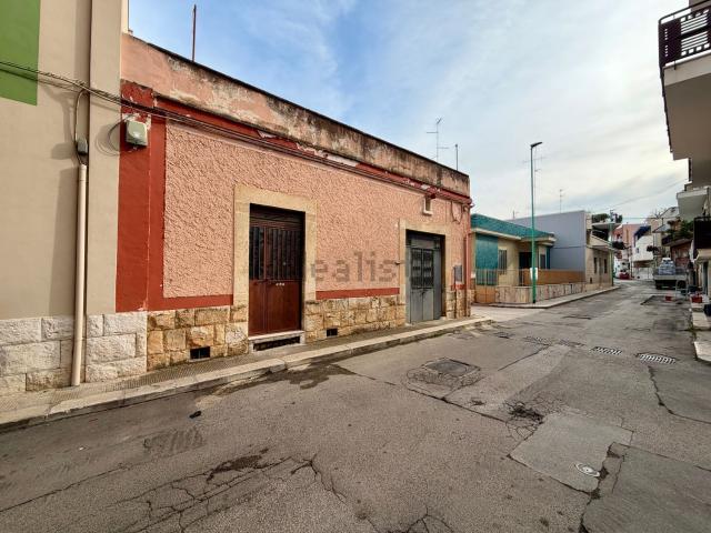 Casa in vendita a Puglia, Bari