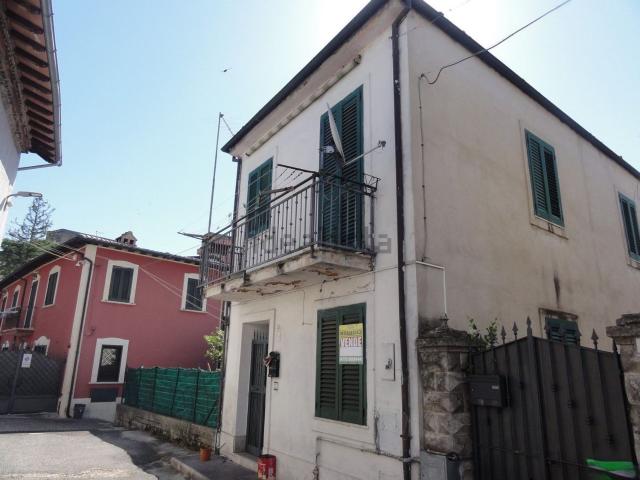 Casa in vendita a Ceccano, Lazio