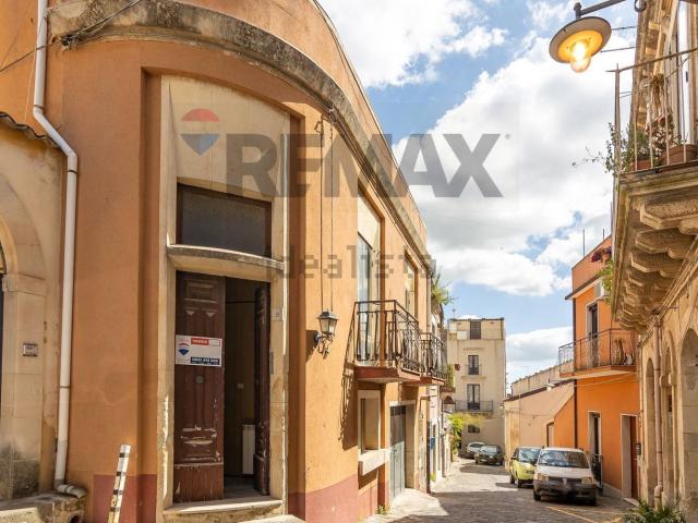 Casa in vendita a Palazzolo Acreide, Sicilia