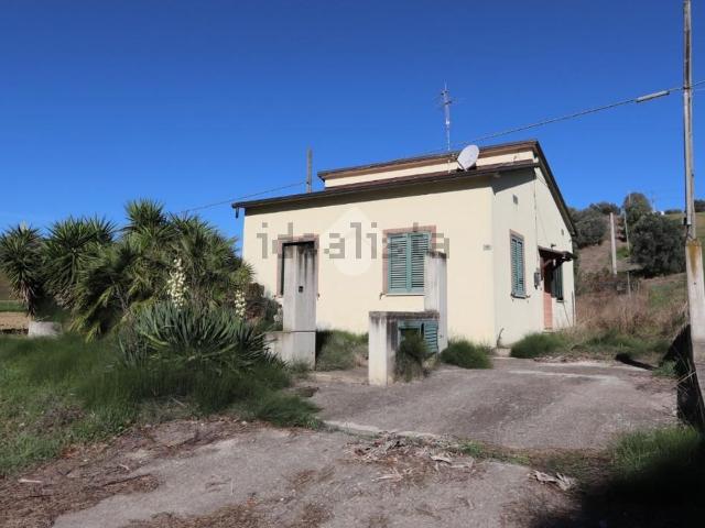 Casa in vendita a Unione dei Comuni della Val Vibrata, Sant'omero