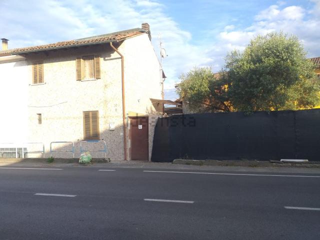 Casa in vendita a Cozzo, Lombardia