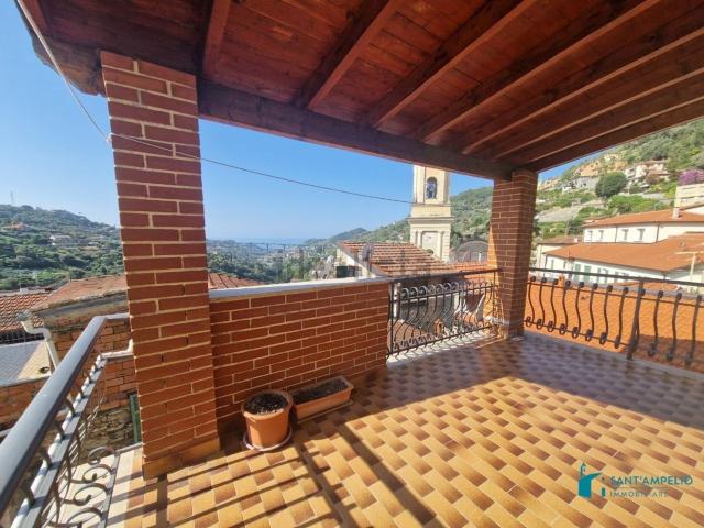 Casa in vendita a Vallebona, Liguria
