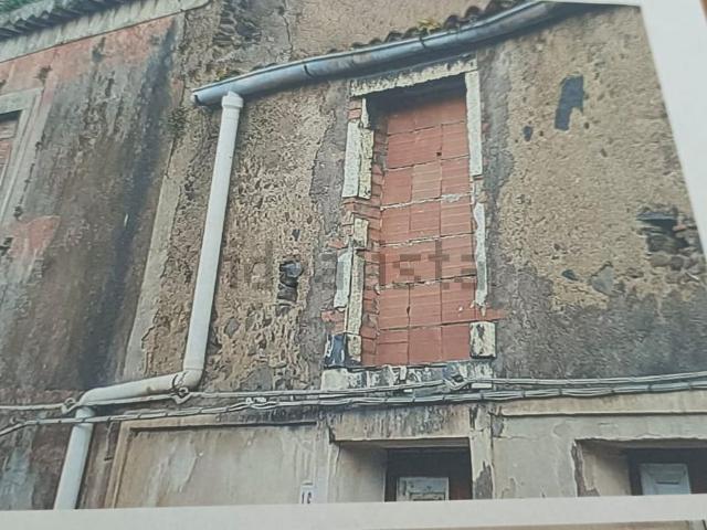 Casa in vendita a Giarre, Sicilia