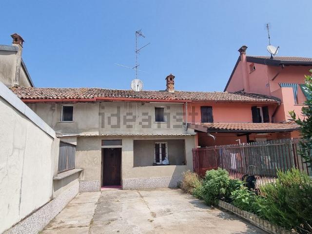 Casa in vendita a Mortara, Lombardia
