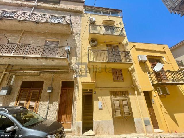 Casa in vendita a Castellammare Del Golfo, Sicilia