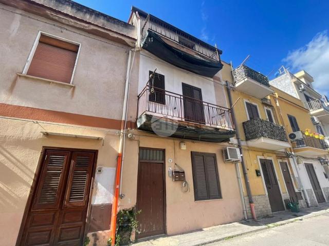 Casa in vendita a VI Circoscrizione, Palermo
