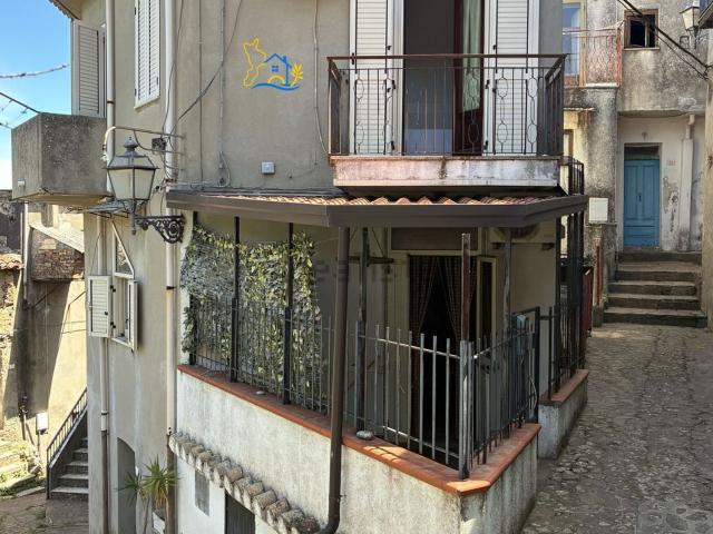 Casa in vendita a Calabria, Catanzaro