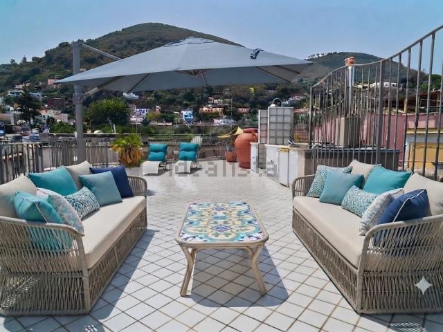 Casa in vendita a Ischia, Napoli