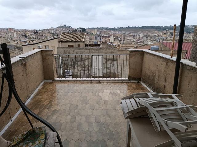 Casa in vendita a Badia, Canicattì E Borgalino