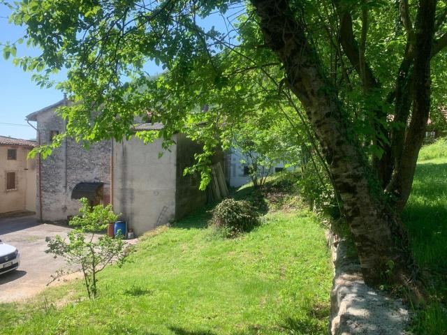 Casa in vendita a Monte Di Malo, Veneto