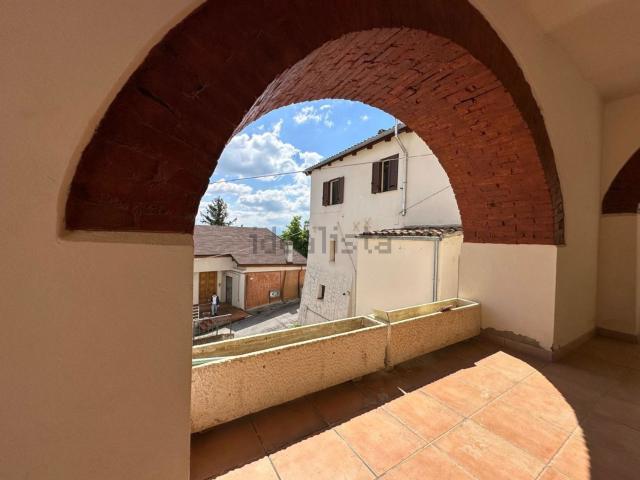 Casa in vendita a Montebello Di Bertona, Abruzzo
