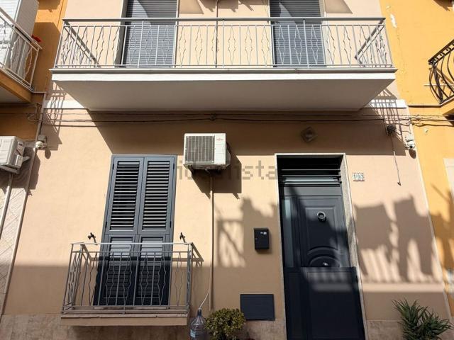 Casa in vendita a Avola, Siracusa